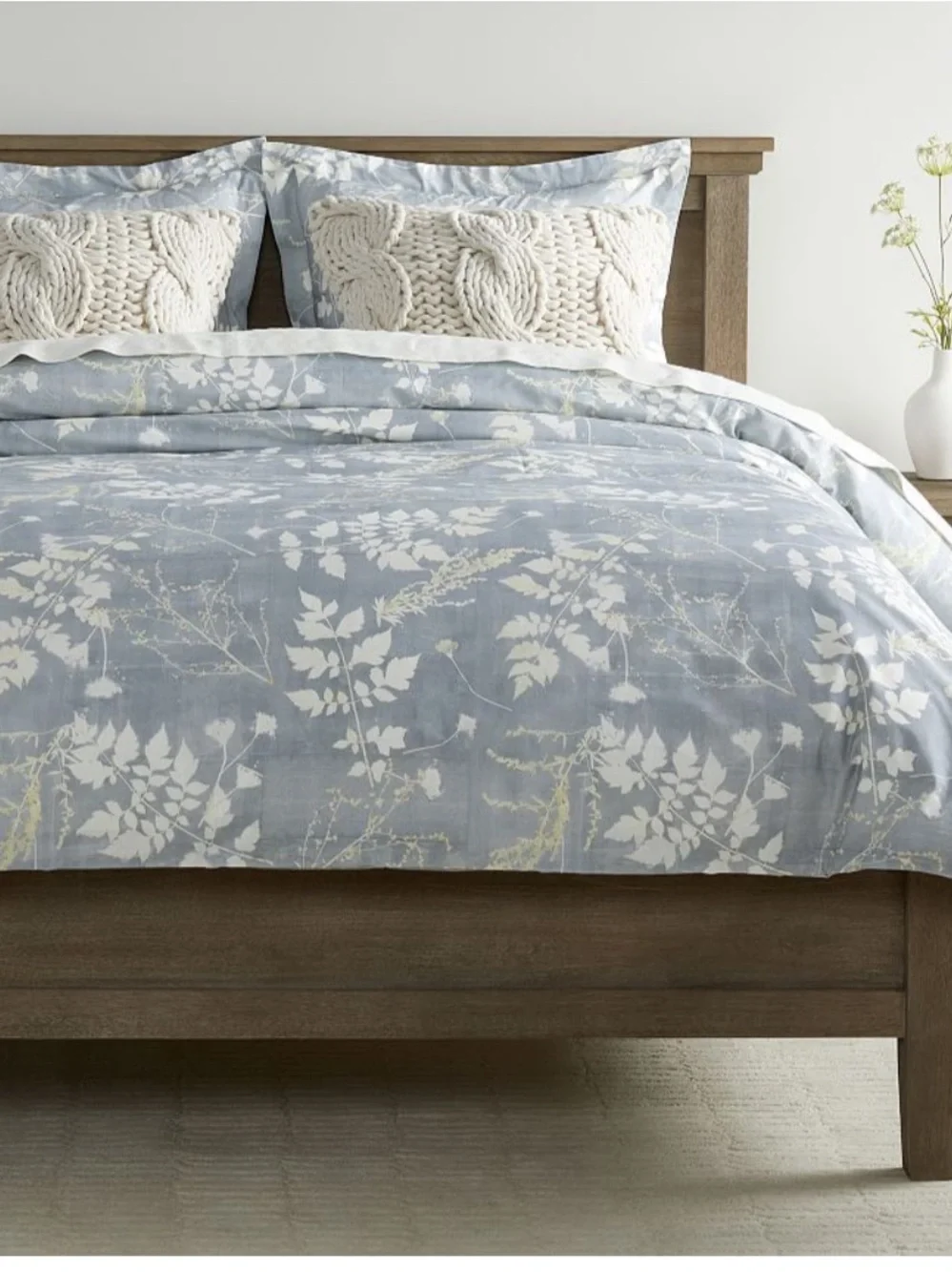 Pottery Barn Shadow Floral percale duvet king